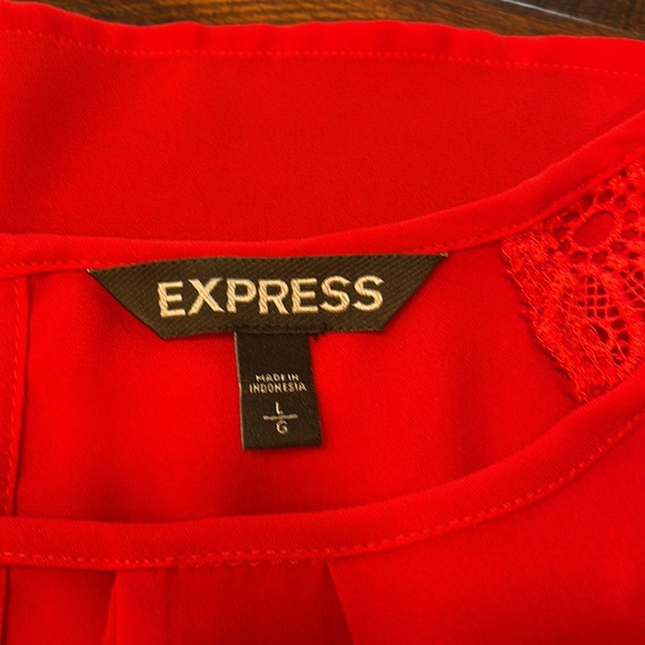 Express Red Blouse L - Picture 3 of 8